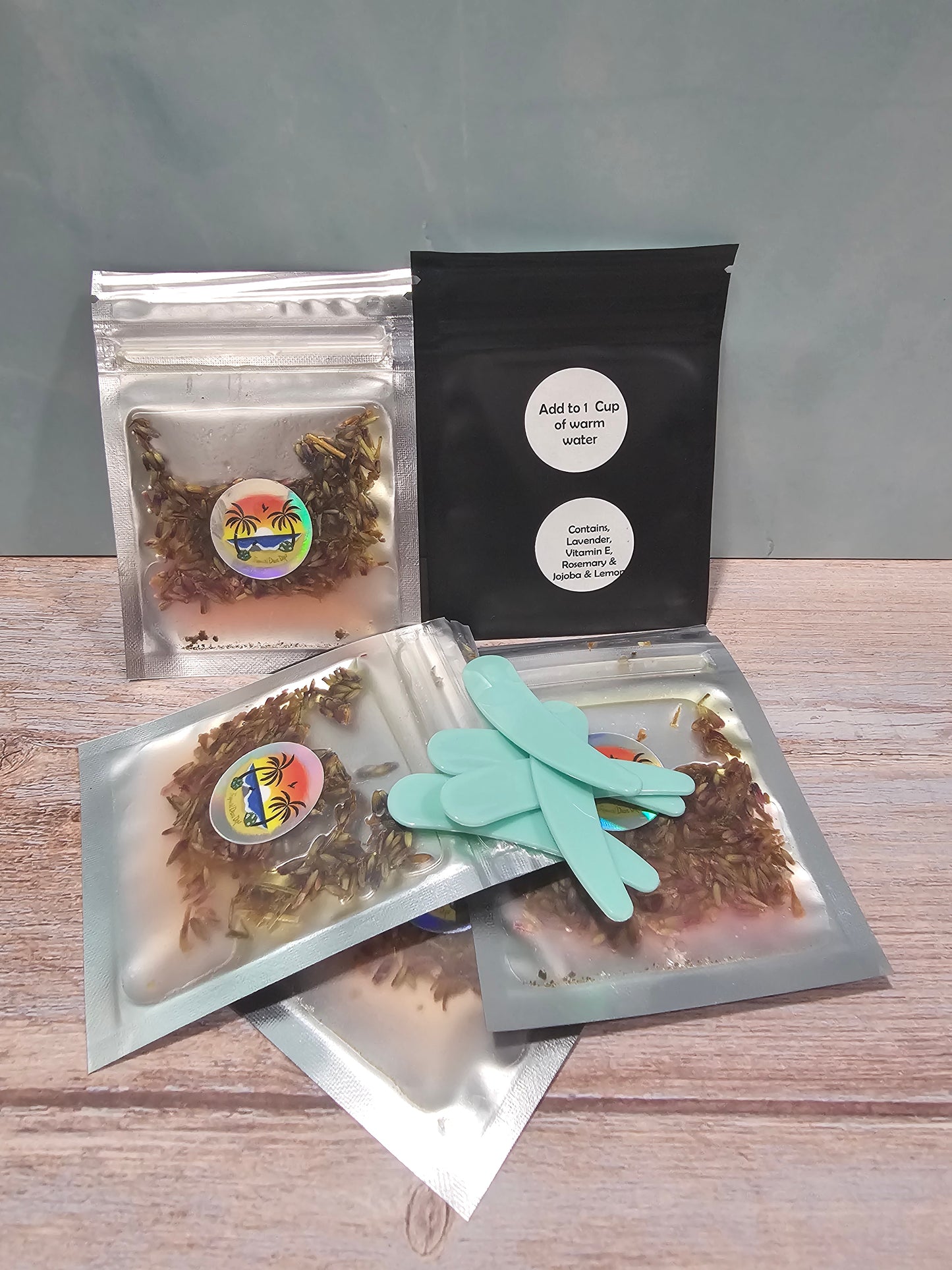 Tropical Daze Nourishing Hand & Nail Soak