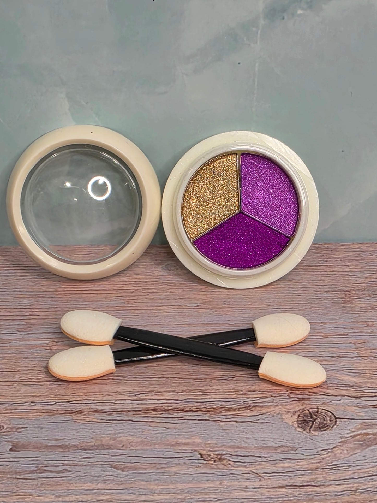 3 Palette Chrome Powder